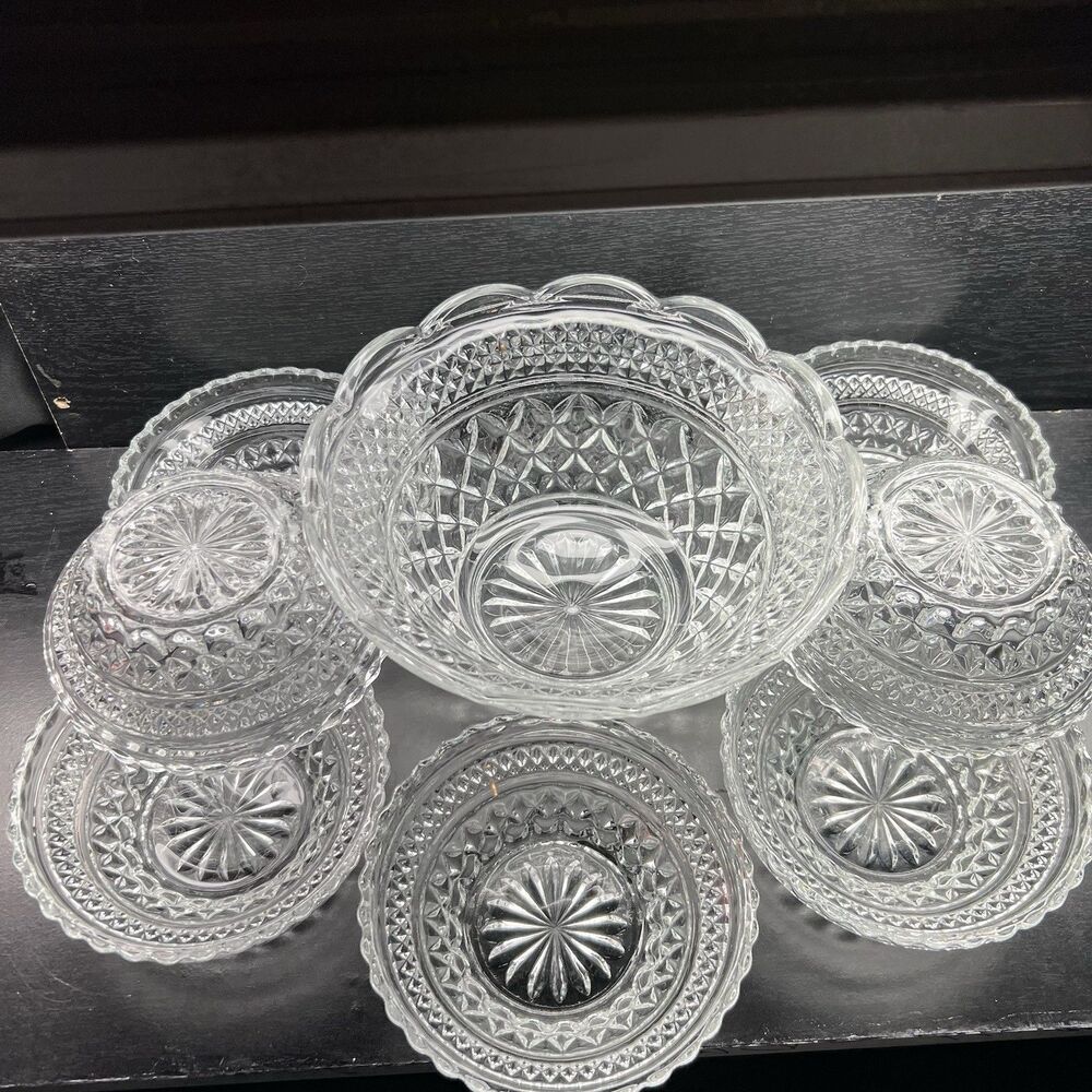 Vintage Anchor Hocking WEXFORD 8pc Set~ (1) 8” Serving Bowl-(7) 5" Dessert Bowls